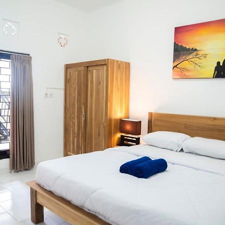 Sunrise Surf Guest House Canggu Exteriör bild